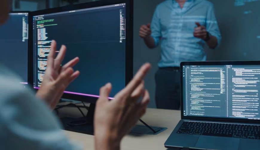 成都系统软件开发：构建企业数字化运营的核心引擎